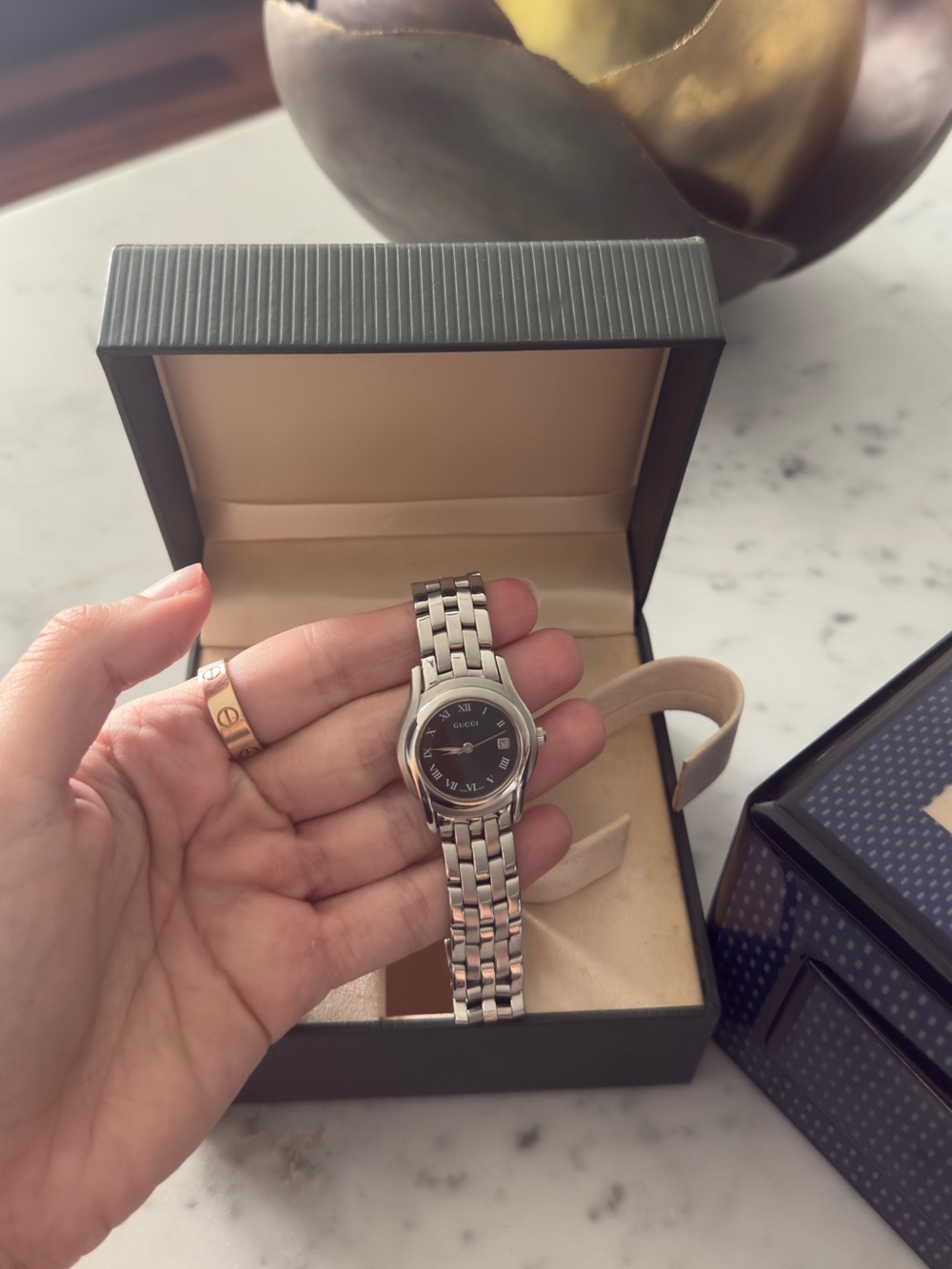 Gucci black watch